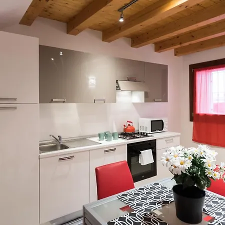 Dimora San Zeno 4 With 5 Sleeps Apartamento Verona